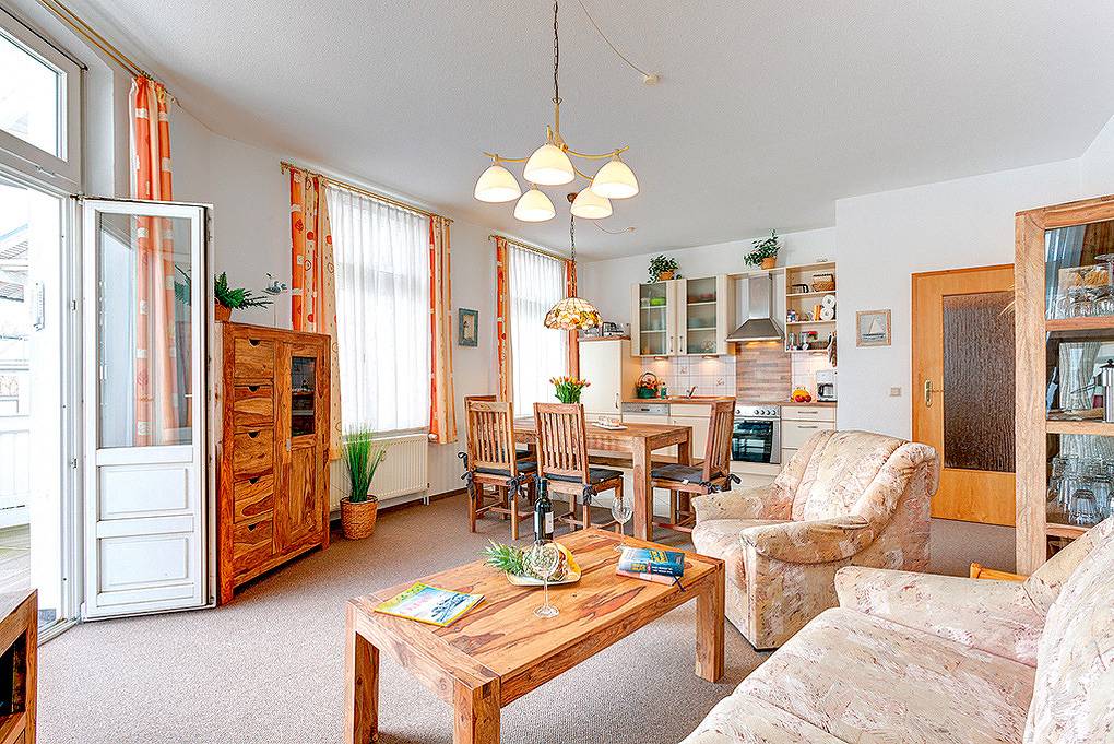 Appartement de vacances entier, Appartement de vacances pour 6 personnes avec balcon in Göhren, Région de Rügen