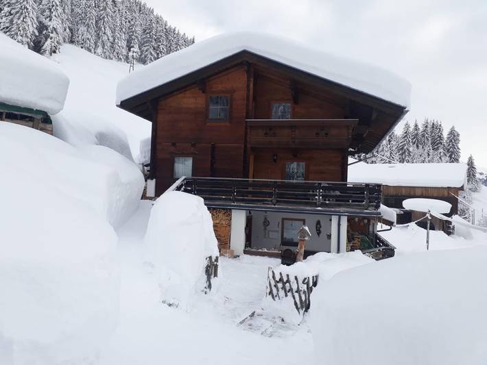 Ferienwohnung für 5 Personen, mit Balkon/Terrasse und Garten sowie Sauna im Zillertal