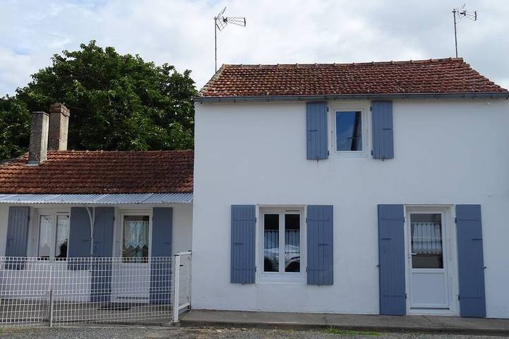 Gîte pour 9 personnes, avec terrasse et jardin, animaux acceptés sur l' Île d'Oléron