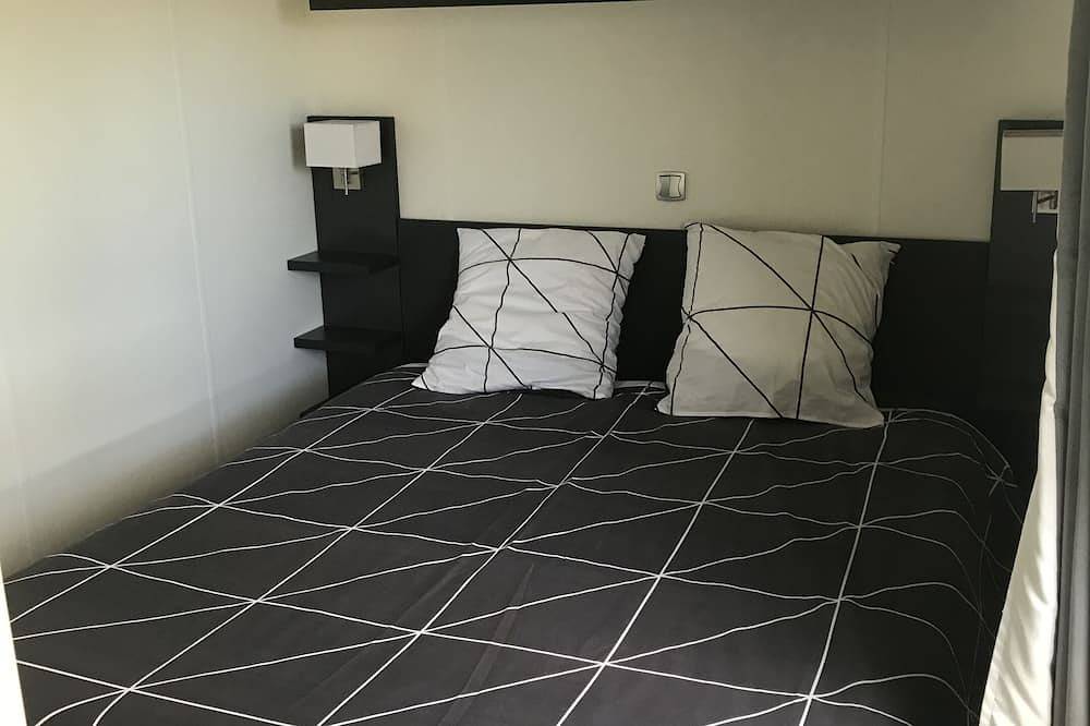 Bungalow-Sdb privée avec douche-Les Lodges in Saint-Léger-sur-Dheune, Région de Chalon-sur-Saône