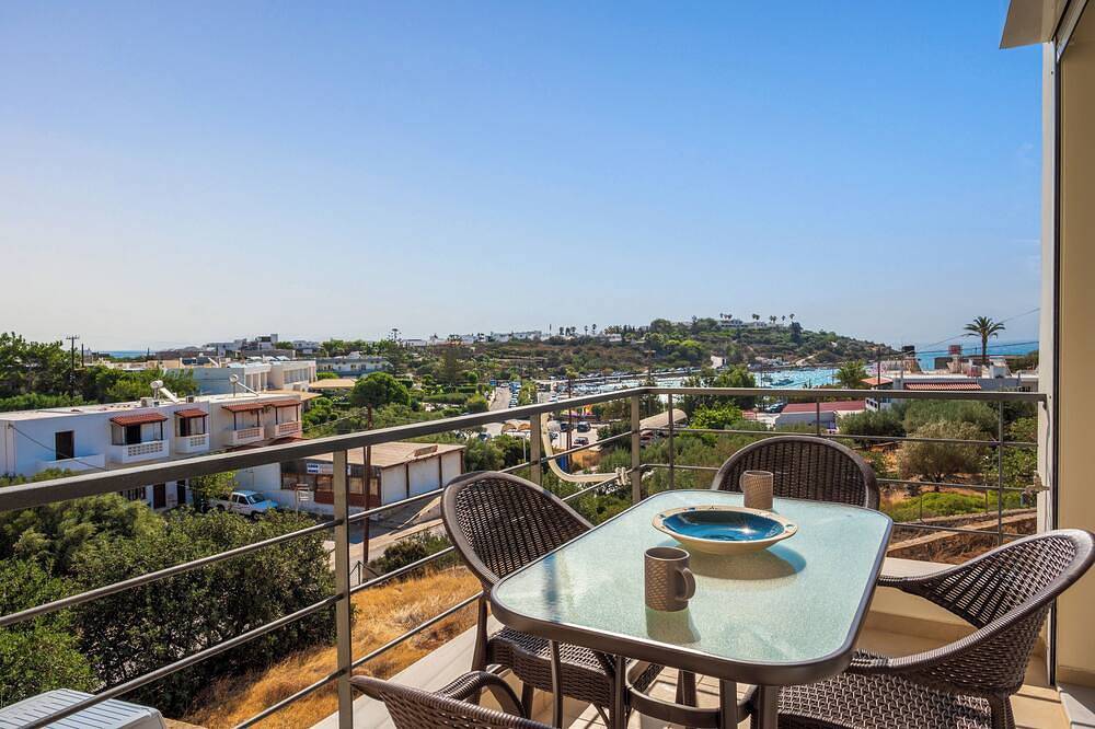 Entire apartment, Ormos Sea View Apartment in North Crete