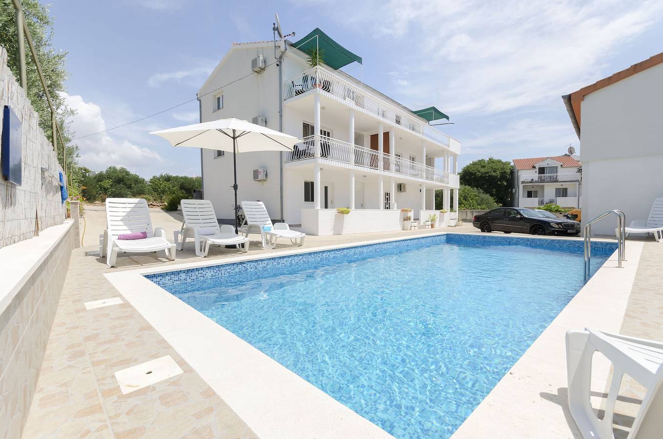 Całe studio, Apartments Mila Family with pool in Tribunj, Żupania szybenicko-knińska