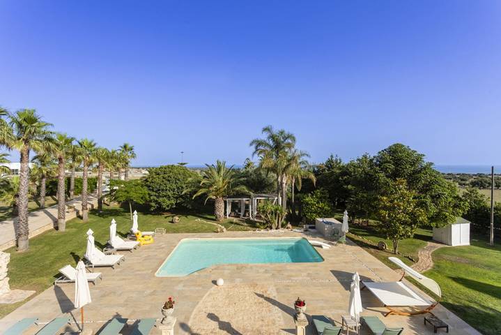 Ferienwohnung für 13 Personen, mit Garten und Pool - 1