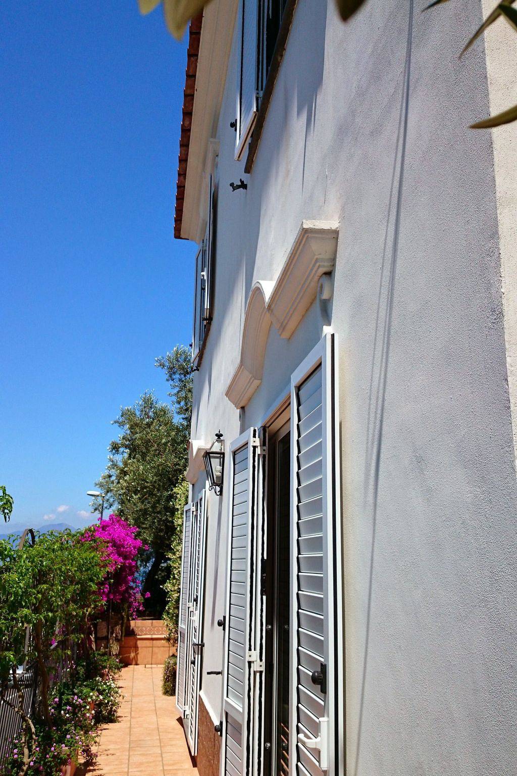 Villa l'Ulivina - Entspannung Garten Sonnenterrasse in spiaggia La Tonnarella, Sorrento