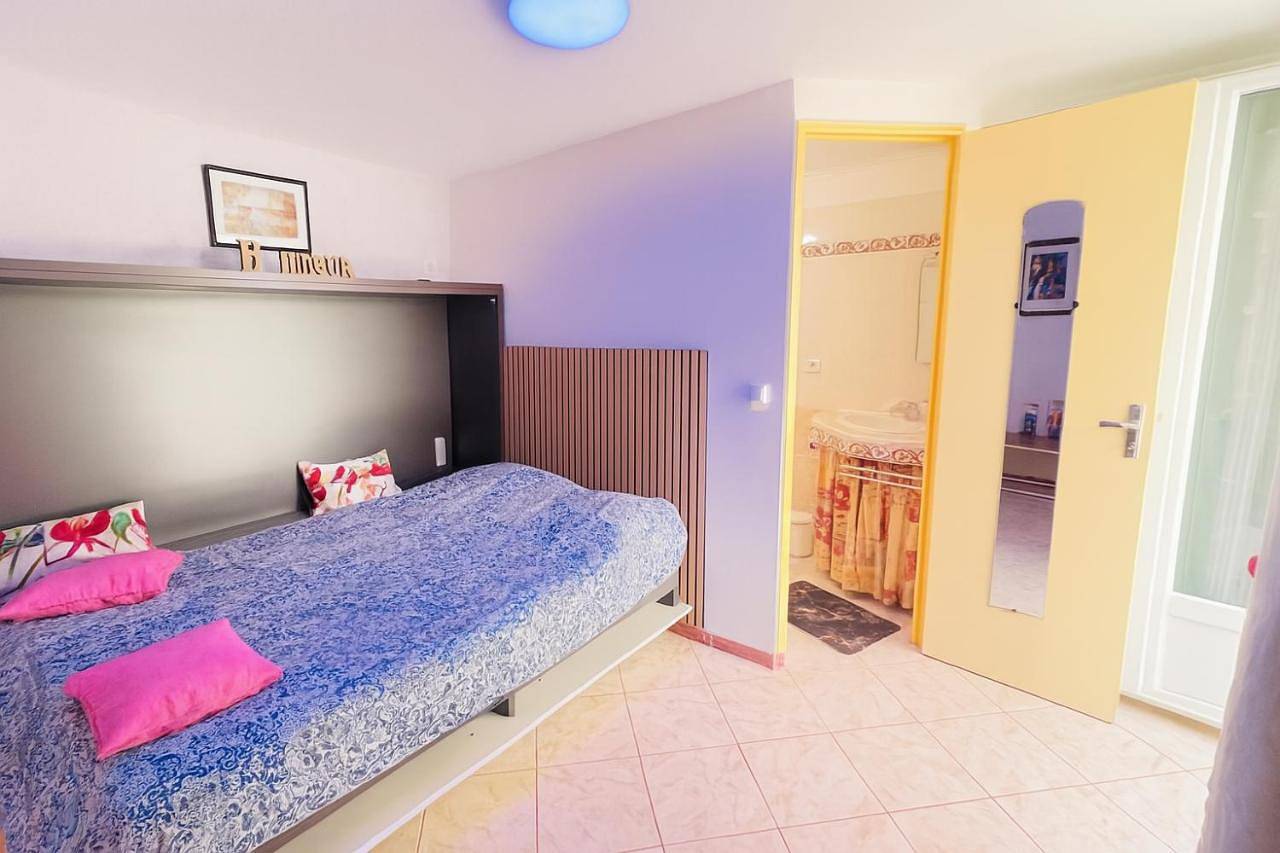 Chambre d'Hôte Charme et nature Provence in Bagnols-en-Forêt, Côte méditerranéenne (France)