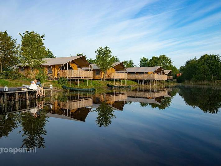 Bungalow voor 24 personen, met Balkon/Terras en Terras in Flevoland