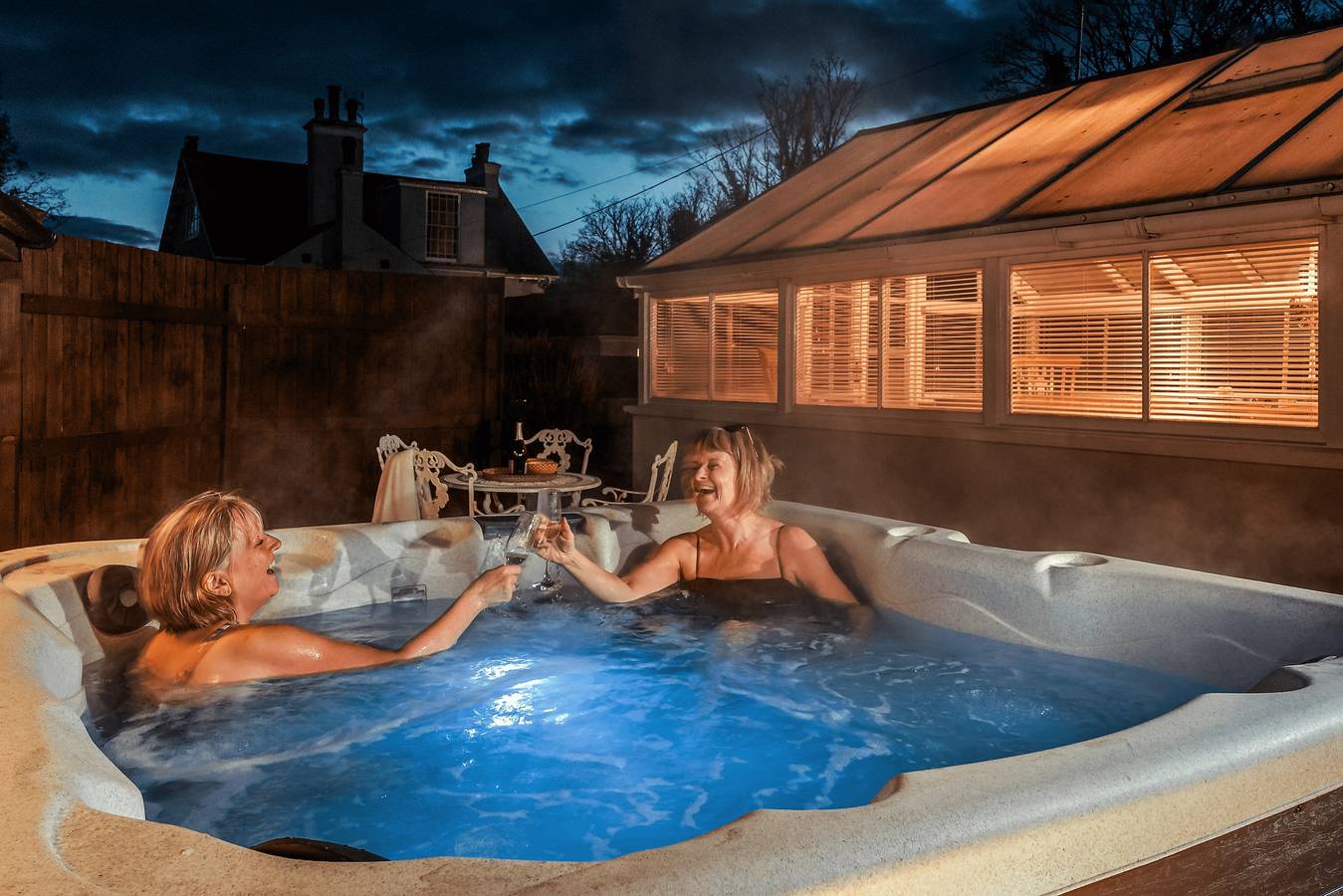 Villa for 7 people with hot tub in Dawlish, Devon