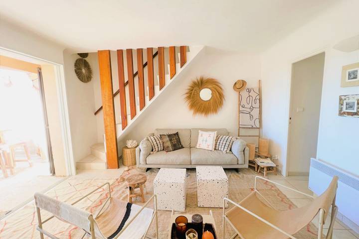 Villa pour 6 personnes, avec terrasse, adapté aux familles dans Cala Rossa - 3