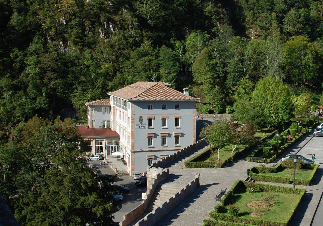 Hotel para 10 personas con terraza in Cangas de Onís, Lagos de Covadonga