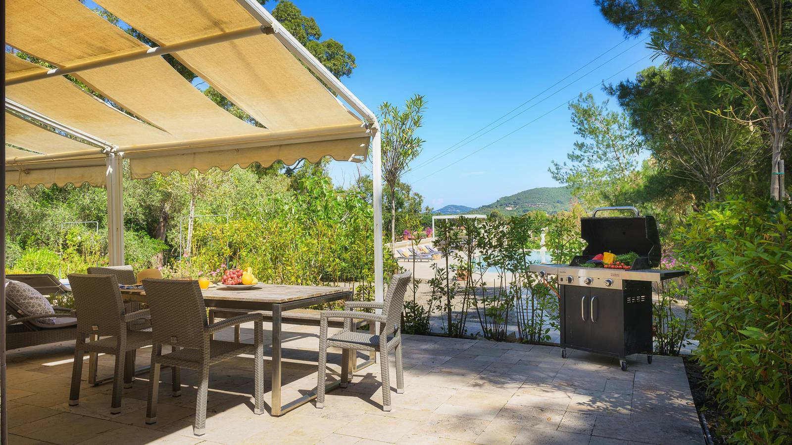 Villa für 12 Personen mit Garten in Lacona, Capoliveri