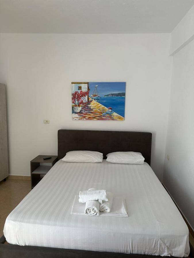 Gîte pour 5 personnes, avec jardin et vue, adapté aux familles dans Ksamil - 3