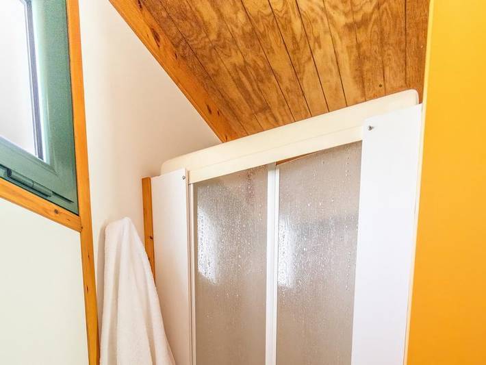 Le Village de Gîtes de Booz (Les Chalets de Booz)  - Chalet 6 personnes - Chalet Confort - 31m² - 2 chambres in Saint-Germain-du-Teil, Région de Mende