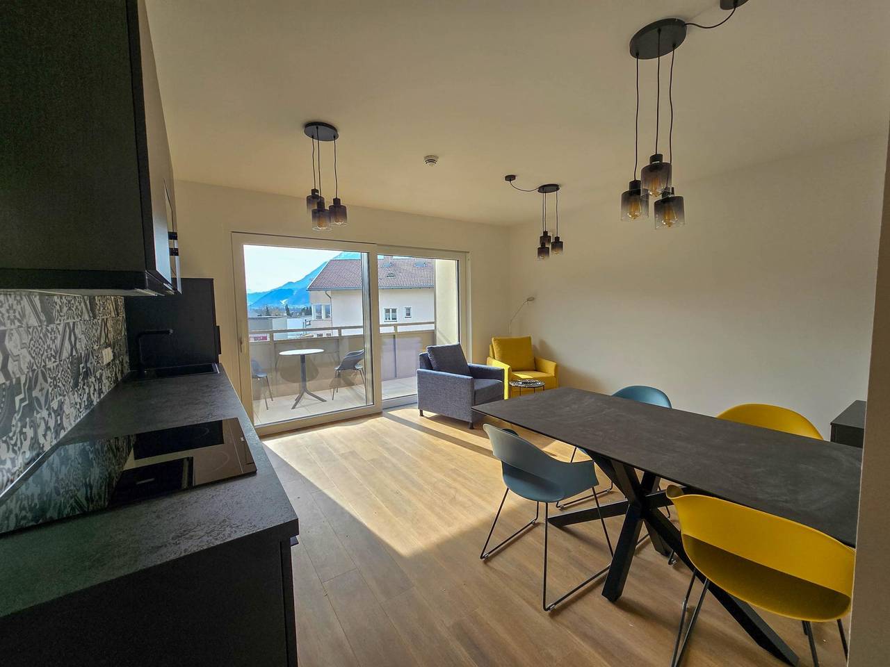 Ganze Wohnung, Stilvolle Ferienwohnung im Zentrum von Jenbach in Jenbach, Bezirk Schwaz