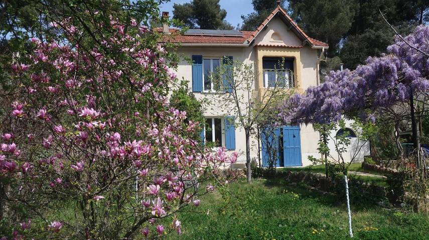 Appartement de vacances pour 4 personnes, avec Terrasse ainsi que Jardin et Vue à Aubagne