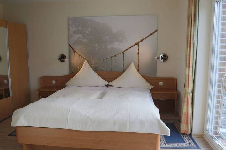 Ferienhaus für 6 Personen, mit Terrasse und Sauna in Kellenhusen - 3