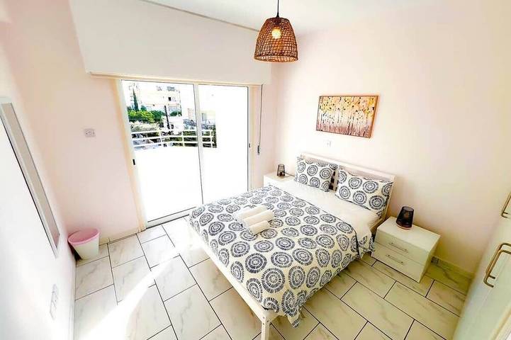 Appartement entier, Samos City Center, 2Br Sleeps 4 in Limassol, Chypre du Sud
