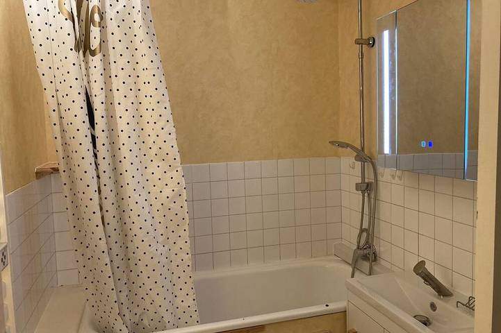 Appartement entier, Studio avec vue sur la prairie in Le Lioran, Laveissière