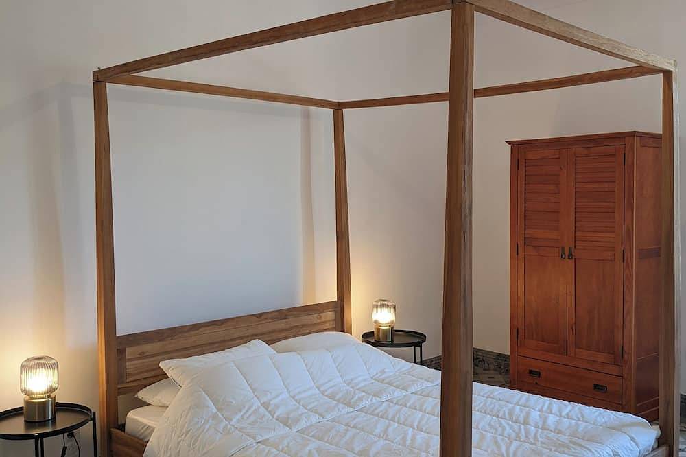 Le Vieux Tilleul - Villa de charme avec piscine chauffée proche Uzès in Cavillargues, Région de Nîmes
