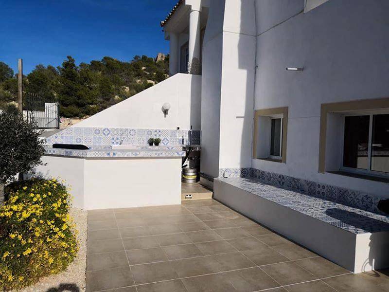 Eight-Bedroom House in Busot, Costa Blanca