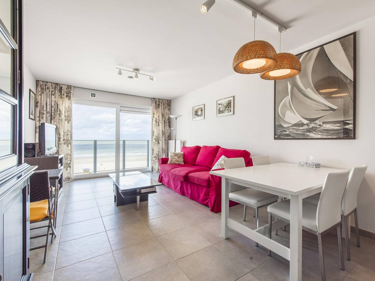 Ganze Wohnung, Schönes Appartement an der Strandpromenade in Blankenberge, Belgische Küste