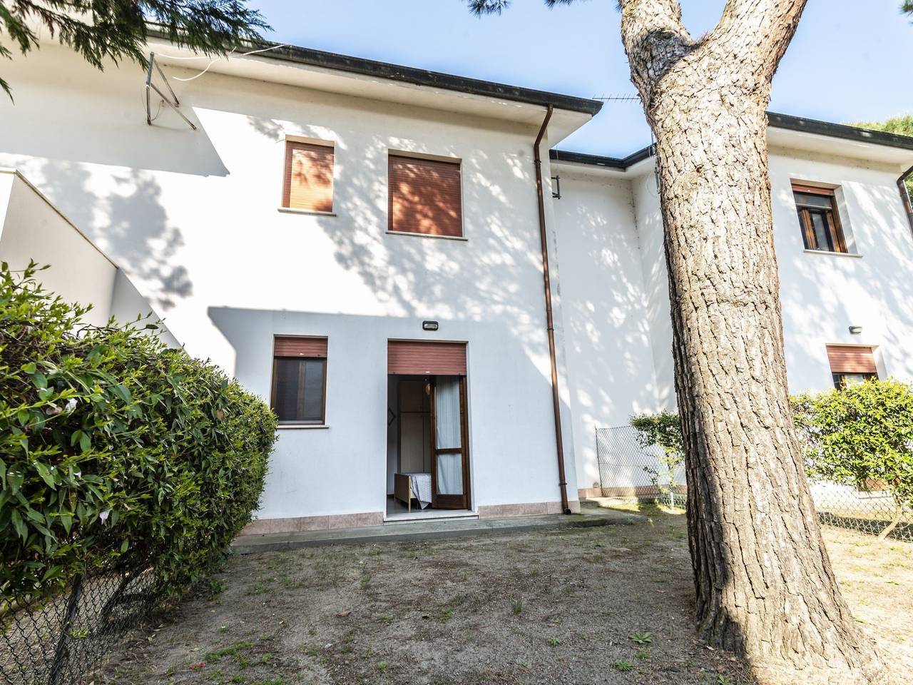 Haus in Lido Di Volano mit Terrasse, Garten und Grillplatz in Comacchio, Provincia di Ferrara