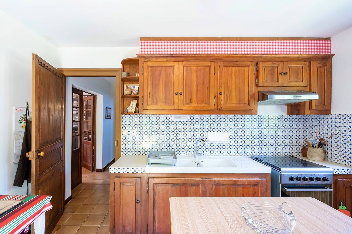 Maison de vacances "Usoak" avec vue sur les montagnes, terrasse privée et Wi-Fi in Sare, Région de Bayonne