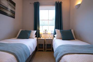 Holiday Home for 4 People in Eastbourne, East Sussex, Photo 2