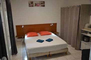 Gîte pour 3 personnes, avec piscine ainsi que vue et jardin à Gros Morne (homonymie)