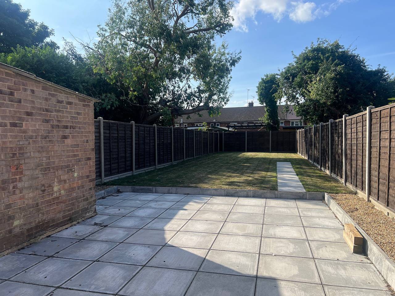 3 Bedroom House - Sleeps 5 & Free Parking in Dunstable (Bedfordshire), Chiltern Hills