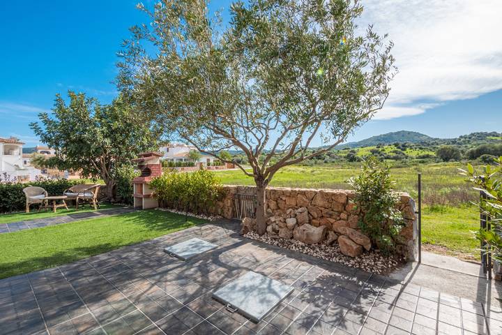 Maison de vacances "Casa a Schiera Budoni" avec terrasse et jardin in Budoni, Olbia-Tempio