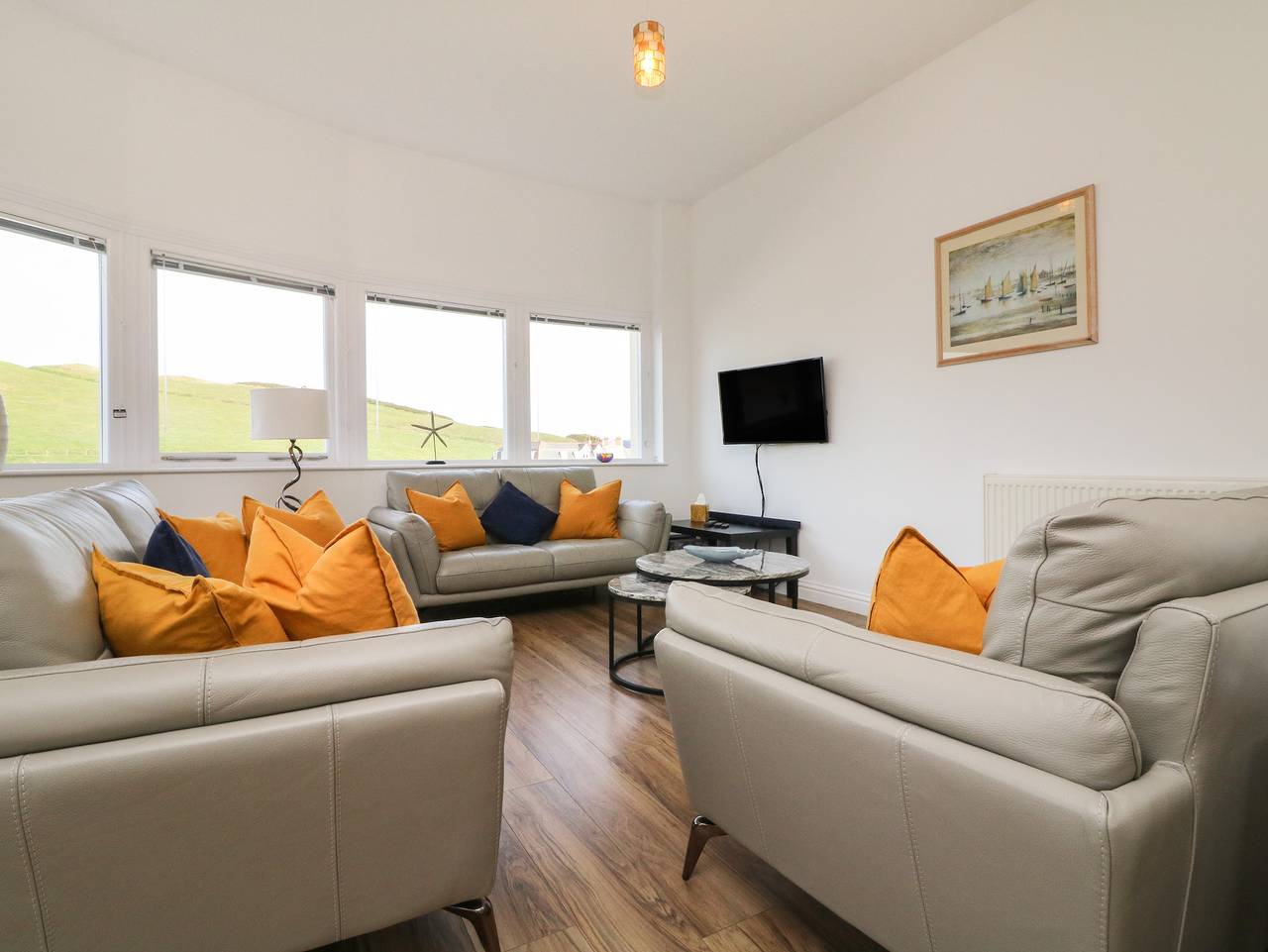 Ganze Wohnung, 11 Cove View Apartments in Ilfracombe, Devon