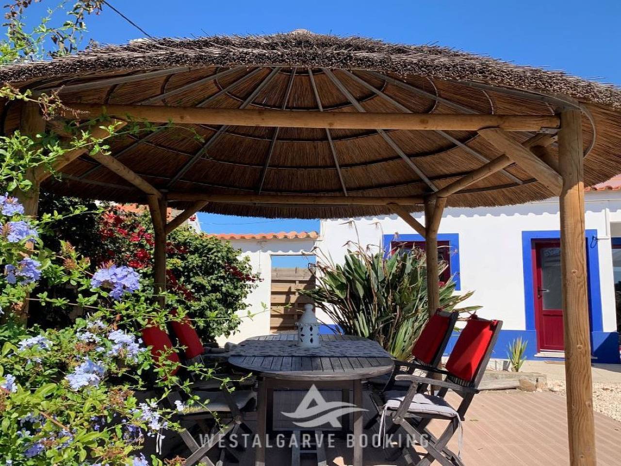Charmantes Ferienhaus mit schöner Aussicht, 2 Schlafzimmer in Rogil, Naturpark Südwest-Alentejo und Costa Vicentina