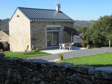 Gîte pour 5 personnes, avec terrasse dans Occitanie