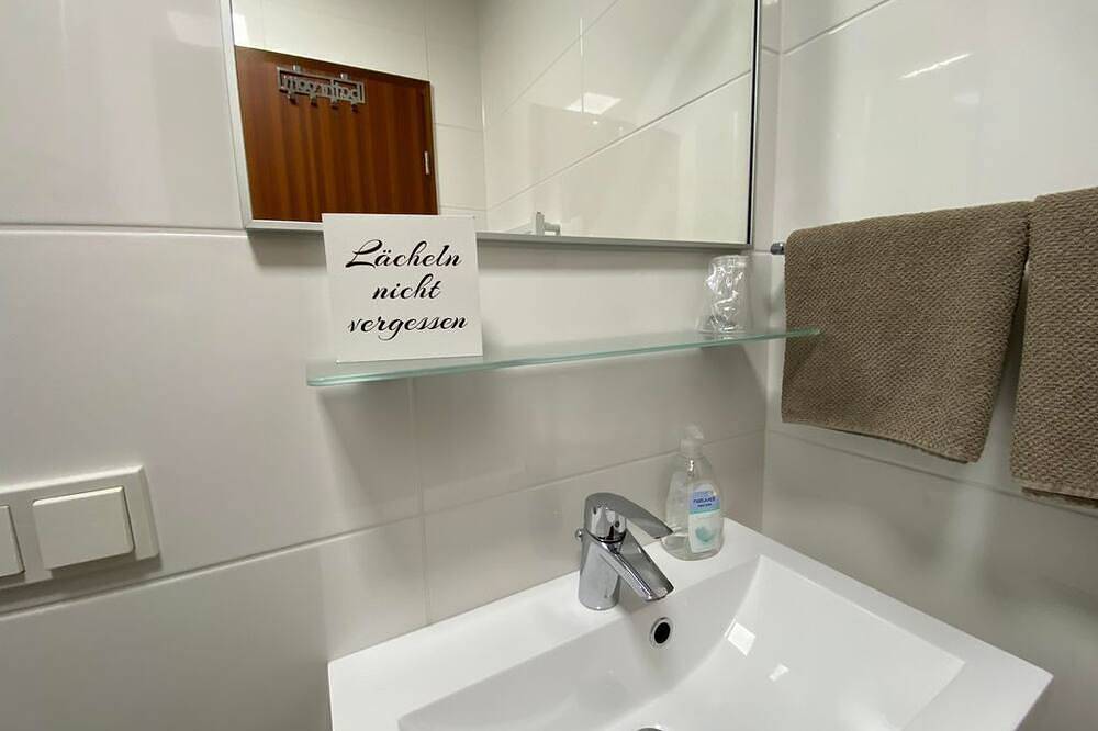 Ganze Wohnung, Gästehaus Scholly - Appartement/Fewo, Dusche, Wc, 1 Schlafraum in Saarlouis, Mosel-Saar