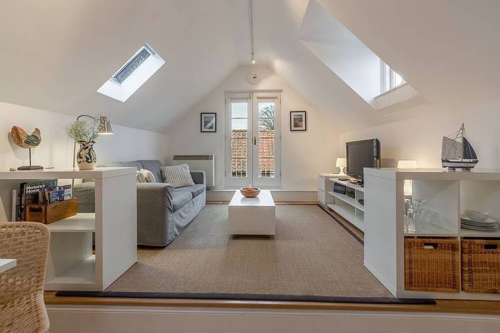 Log cabin for 2 people, with garden in Wells-next-the-Sea