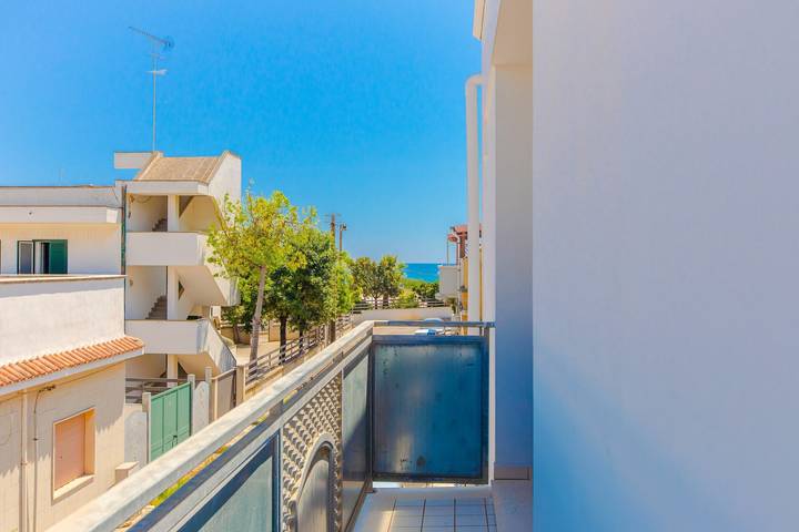 Ferienwohnung für 4 Personen, mit Garten und Balkon in Lido Specchiolla - 4