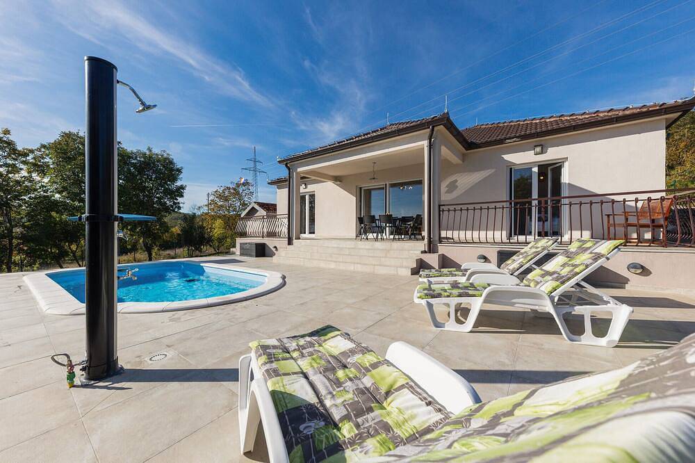 Stunning home in Sinj in Sinj, Dalmatinisches Zagora
