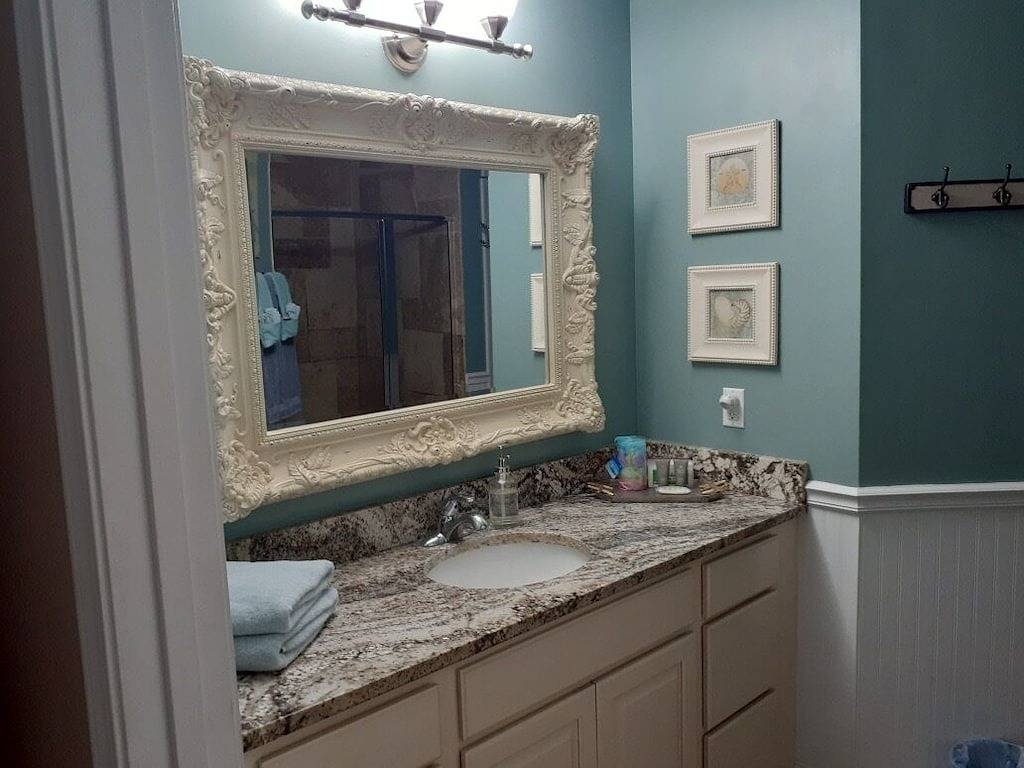 3Br | 2 Bad | Außenküche & Whirlpool | 2 Blocks vom Strand entfernt in Vilano Beach, St. Johns County