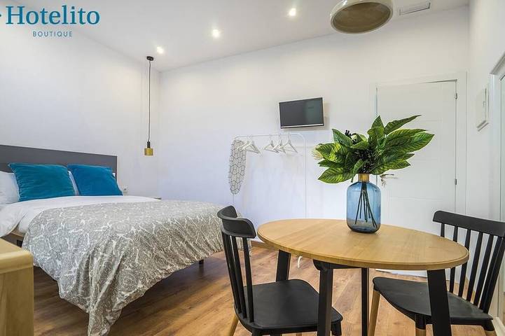 Ferienwohnung für 2 Personen, mit Whirlpool und Terrasse in Badalona - 3