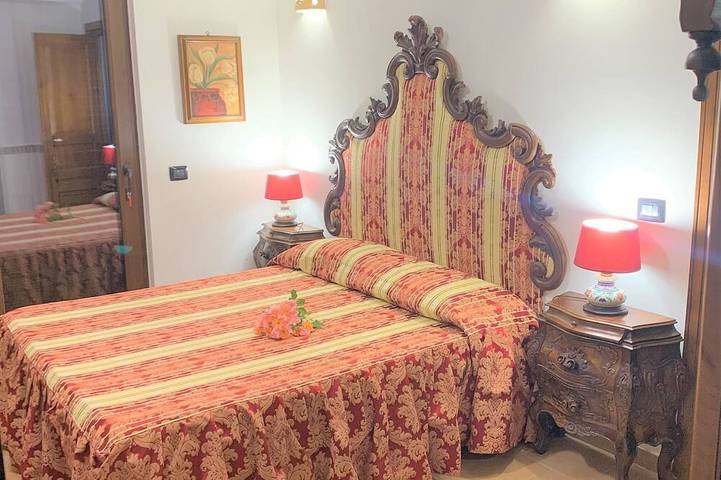 Exclusive Italian Villa Overlooking Lake Bolsena, I Gigli Del Belvedere in Montefiascone, Provincia di Viterbo