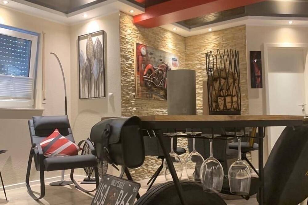 Ganze Wohnung, Gemütliche Ferienwohnung in Ortsrandlage in Rüdesheim am Rhein, Rheingau-Taunus-Kreis