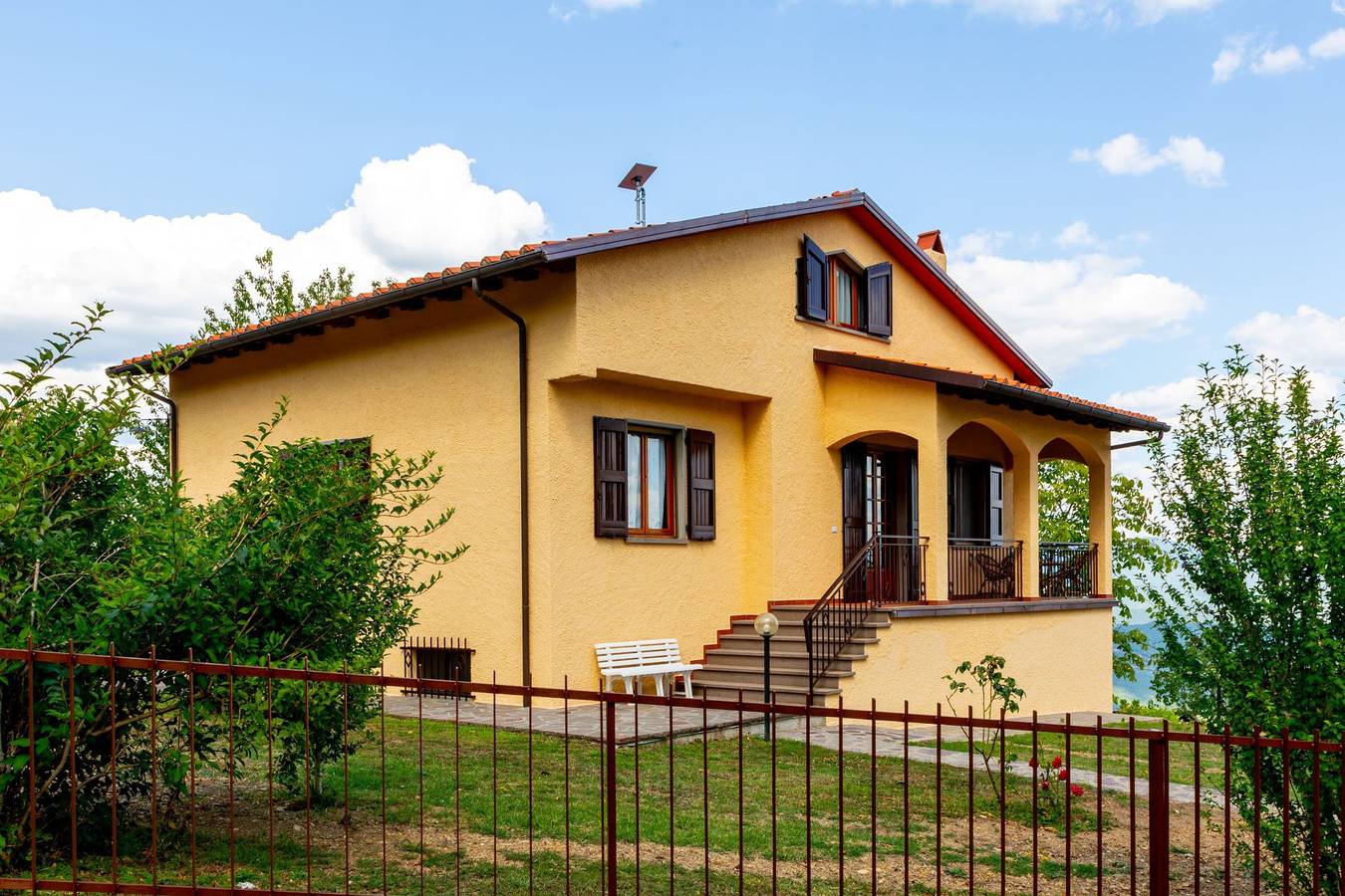 Villa für 8 Personen mit Balkon in Talla, Valdarno