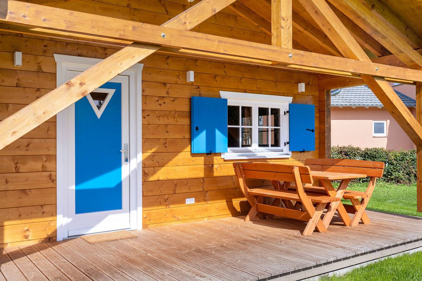 Chalet 'Morgentau' mit privater Terrasse und Wlan in Stockach, Landkreis Konstanz