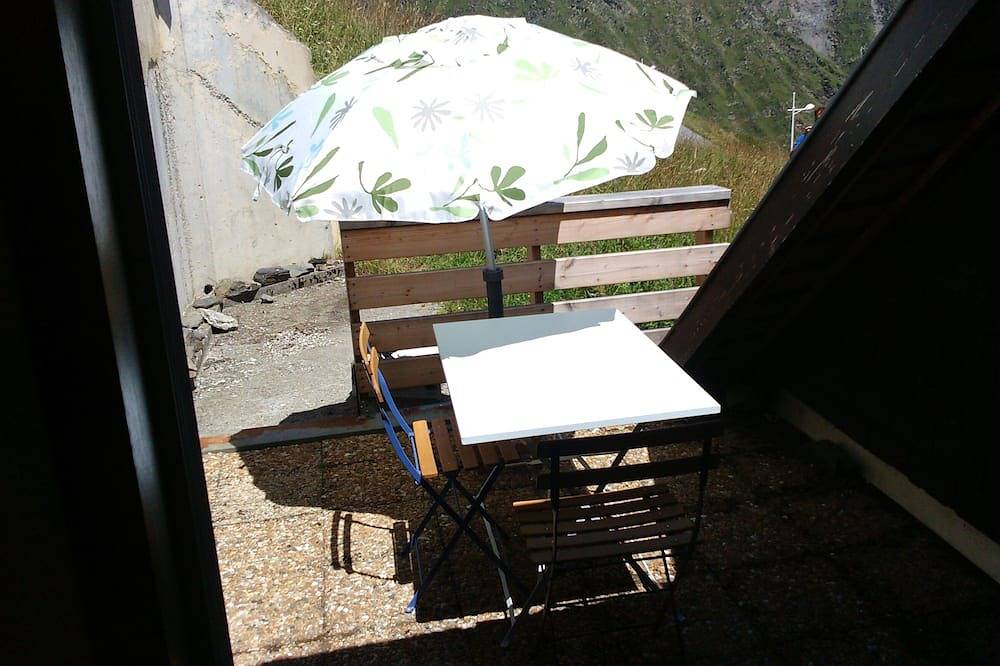 Appartement entier, Appartement Au X Pieds Des Pistes Vue Montagne Sans Vis A Vis in Piau-Engaly, Aragnouet