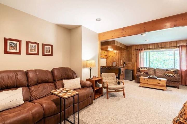 Vacation rental for 8 people, with yard, with pets in Lake Arrowhead