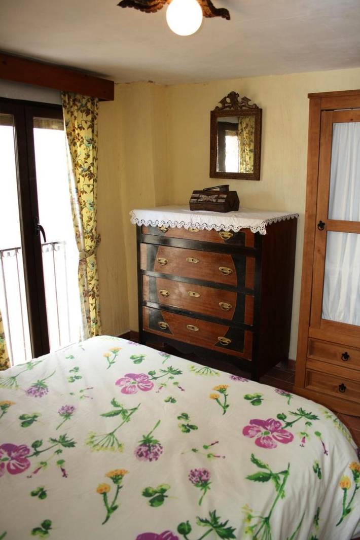 Casa rural para 14 personas, con vistas y balcón - 1