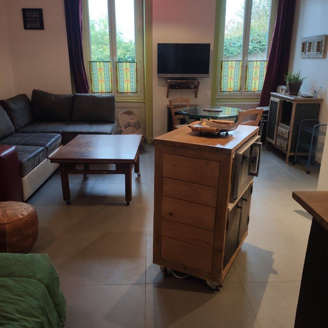 Appartement entier, Appartement Rdc Tranquille en Ville in Tarare, Région de Villefranche-sur-Saône