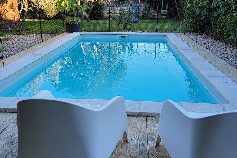 Villa avec piscine à Villeneuve les Avignon (5 min d' avignon) in Villeneuve-lès-Avignon, Région de Nîmes