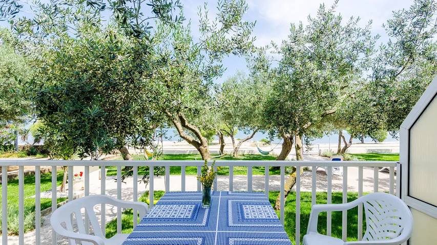 Gîte pour 5 personnes, avec terrasse à Drače