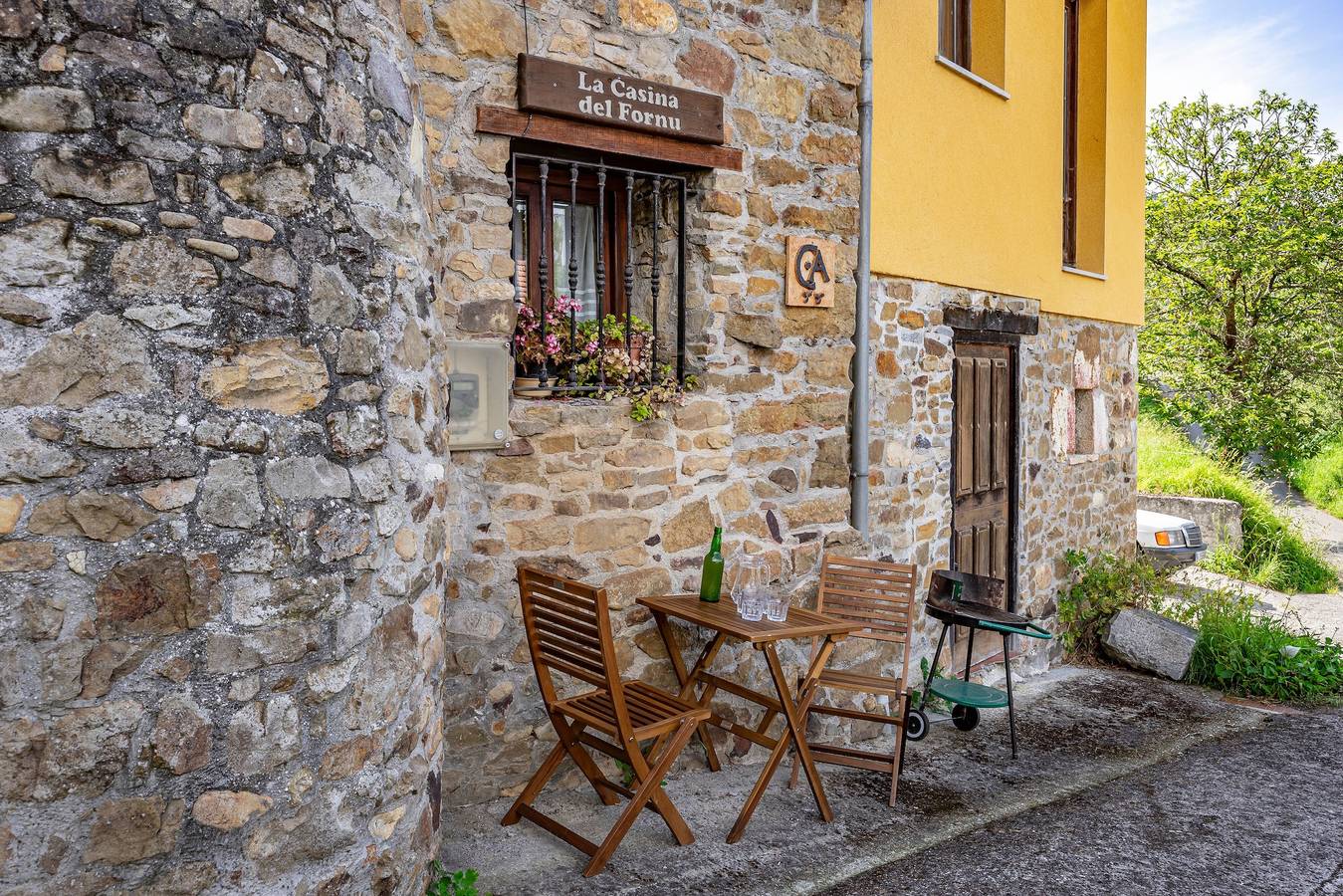 Finca 'La Casina Del Fornu' mit Bergblick und privatem Garten in Courias, Pravia